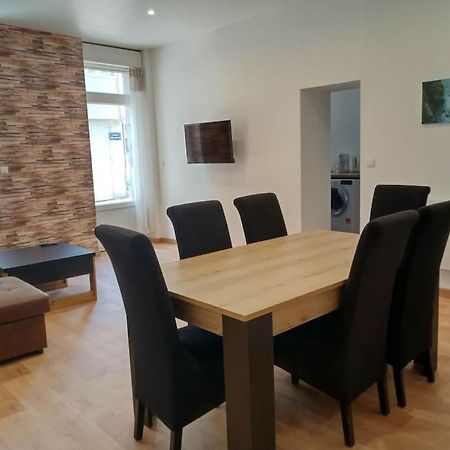 Gonnelles Appartement T3 Centre Ville Rdc D Agén Exterior foto